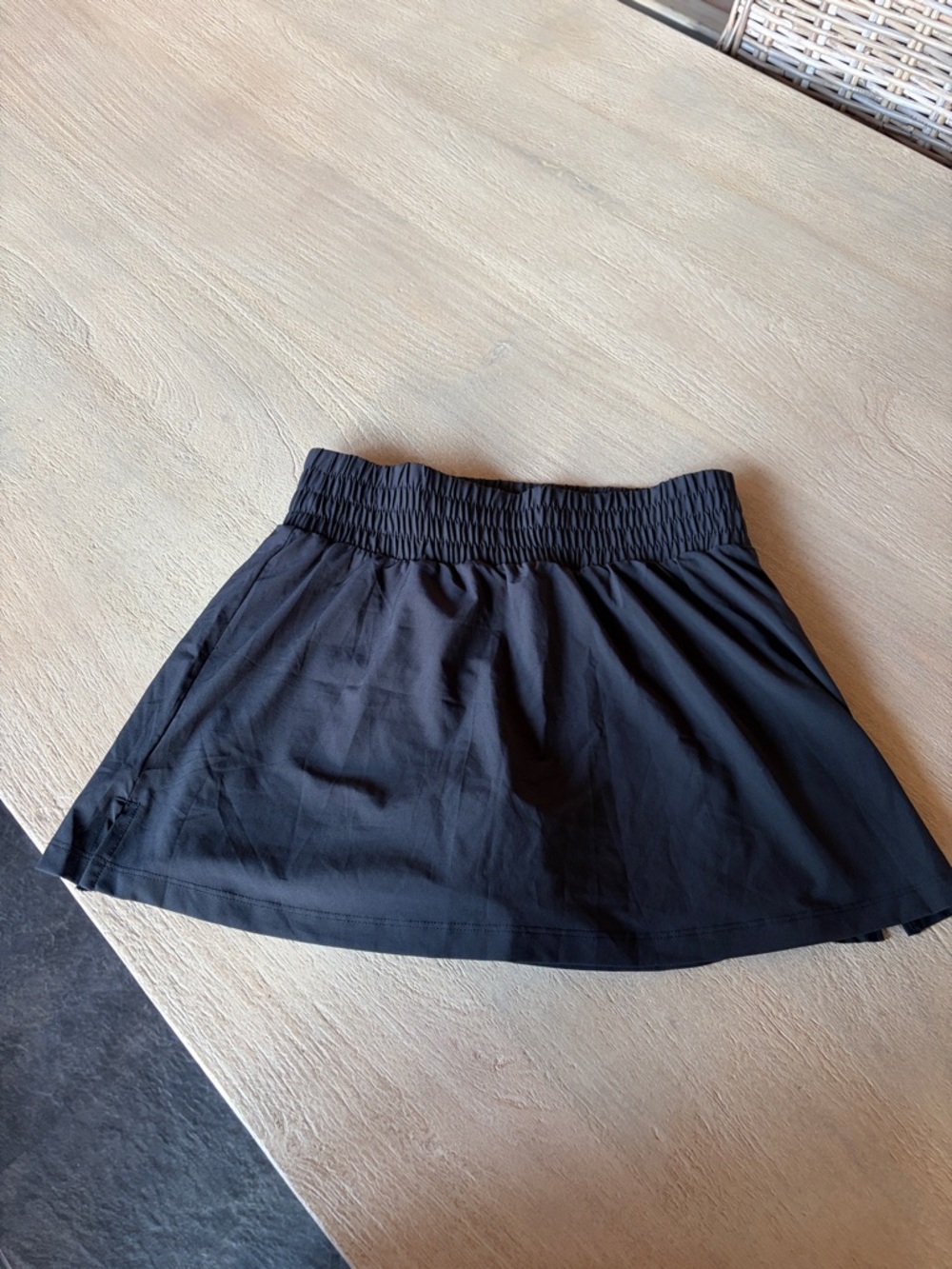 GapFit Sky High Rise Runaround Exercise Skort